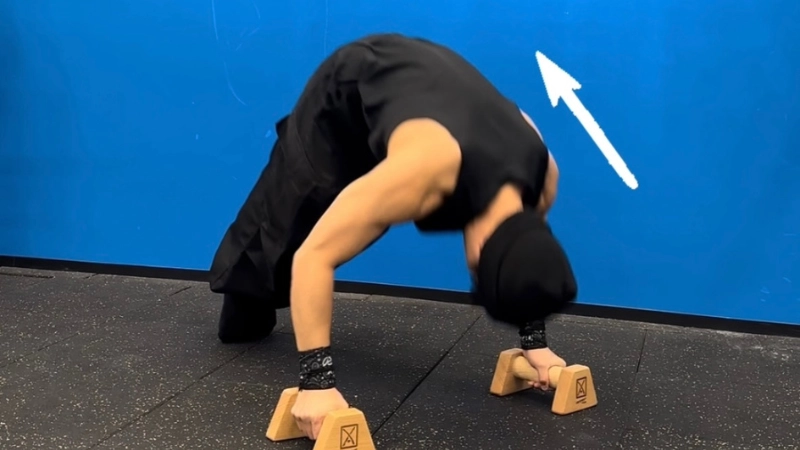 Image of Pike Push-up