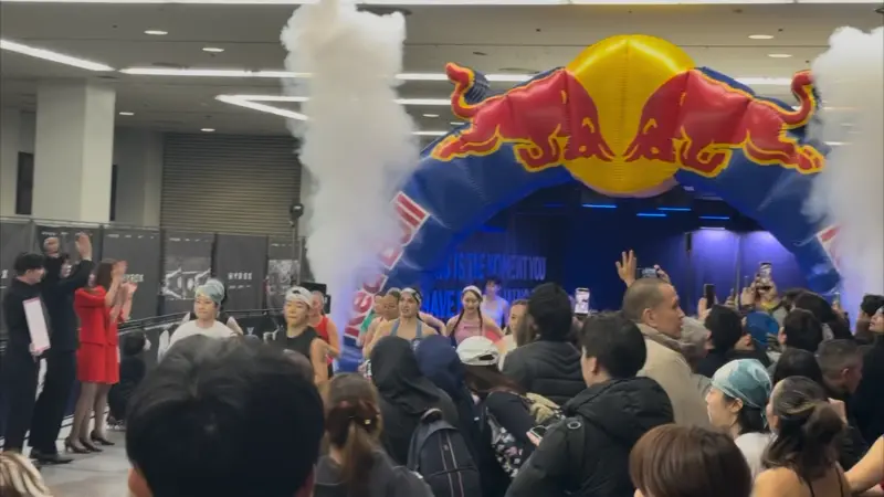 HYROX大阪のスタートの様子