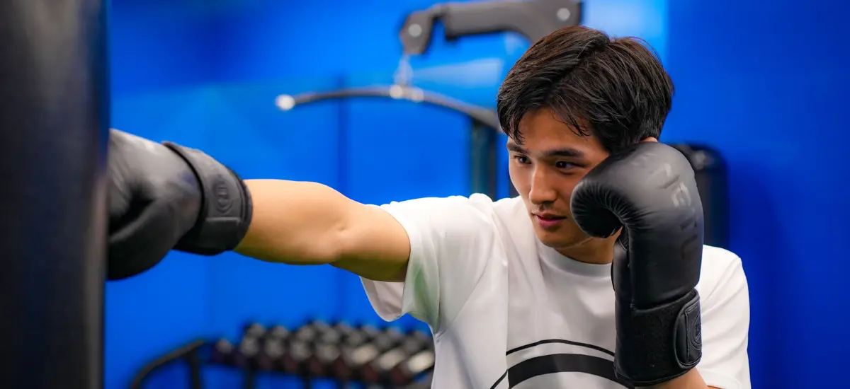 Easy kickboxing at a gym in Minatomirai